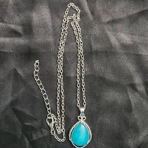 Amazonite crystal stone necklace silvertone
